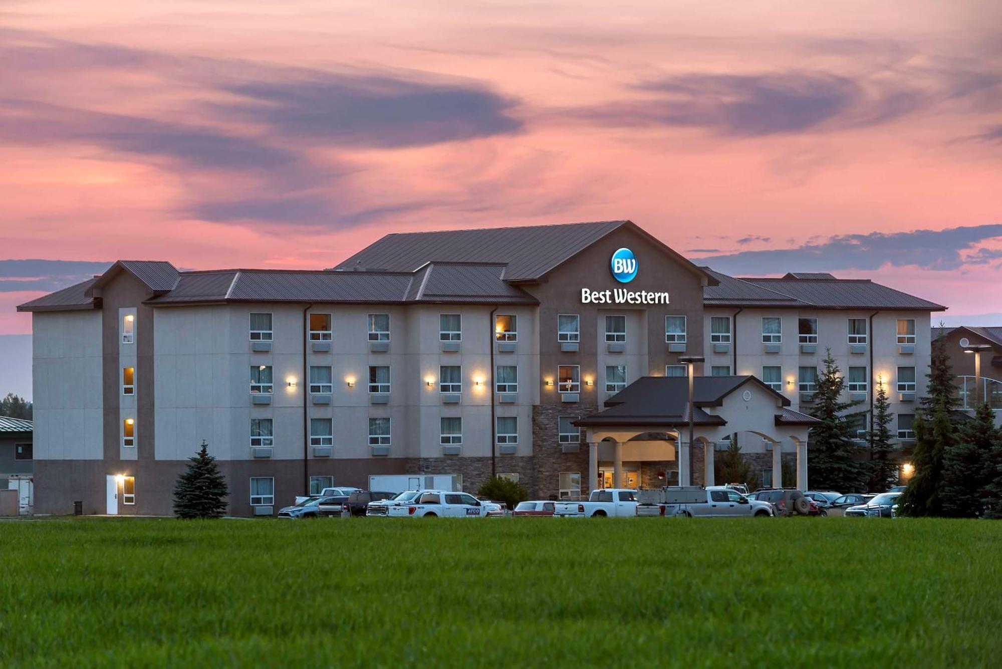 Best Western Роки-Маунтин-Хаус Экстерьер фото